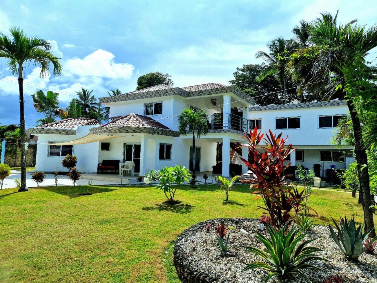 Casa Blanca - White House Apartment Cabarete Exterior photo