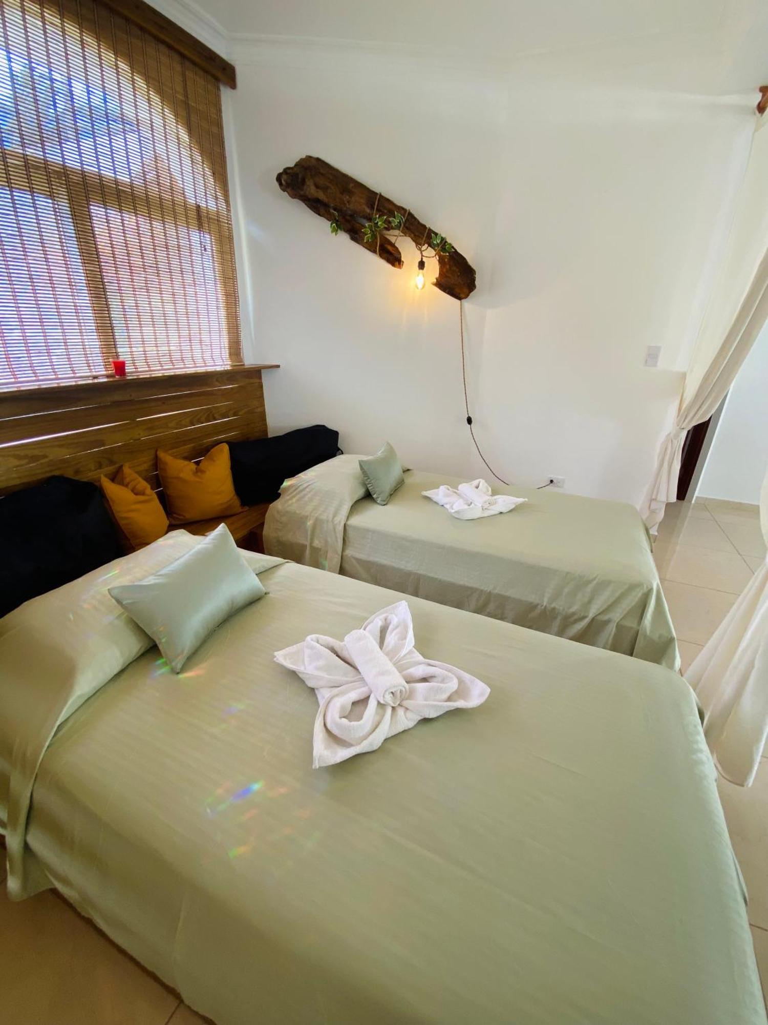 Casa Blanca - White House Apartment Cabarete Exterior photo