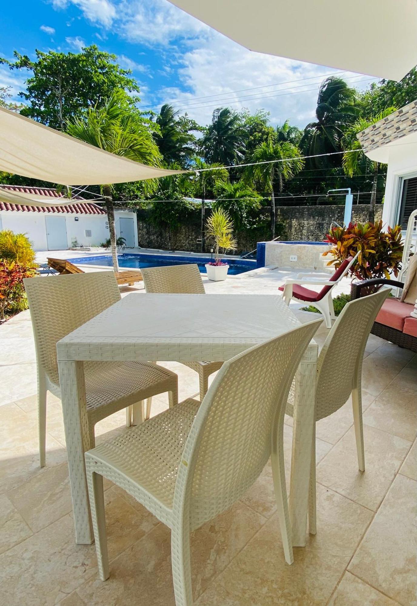 Casa Blanca - White House Apartment Cabarete Exterior photo